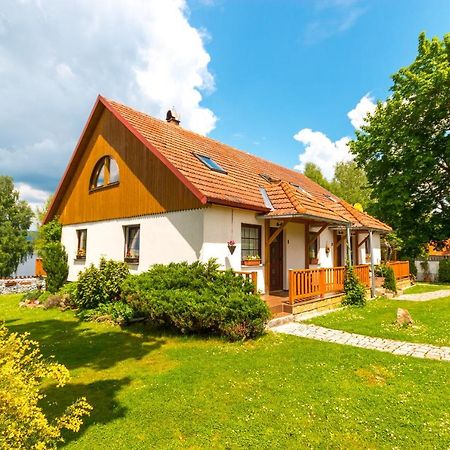Apartments U Jezera Černá Černá v Pošumaví Kültér fotó