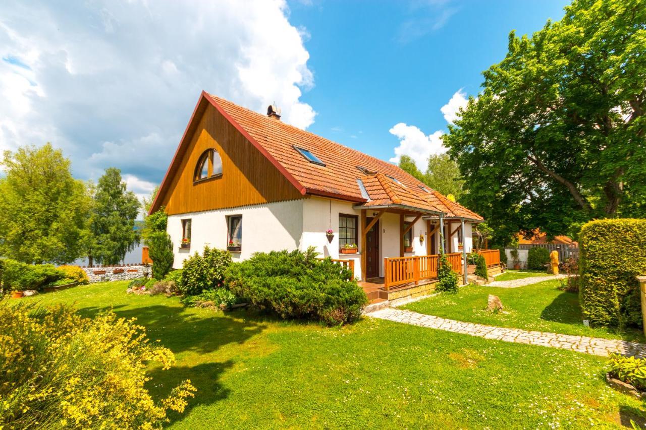 Apartments U Jezera Černá Černá v Pošumaví Kültér fotó